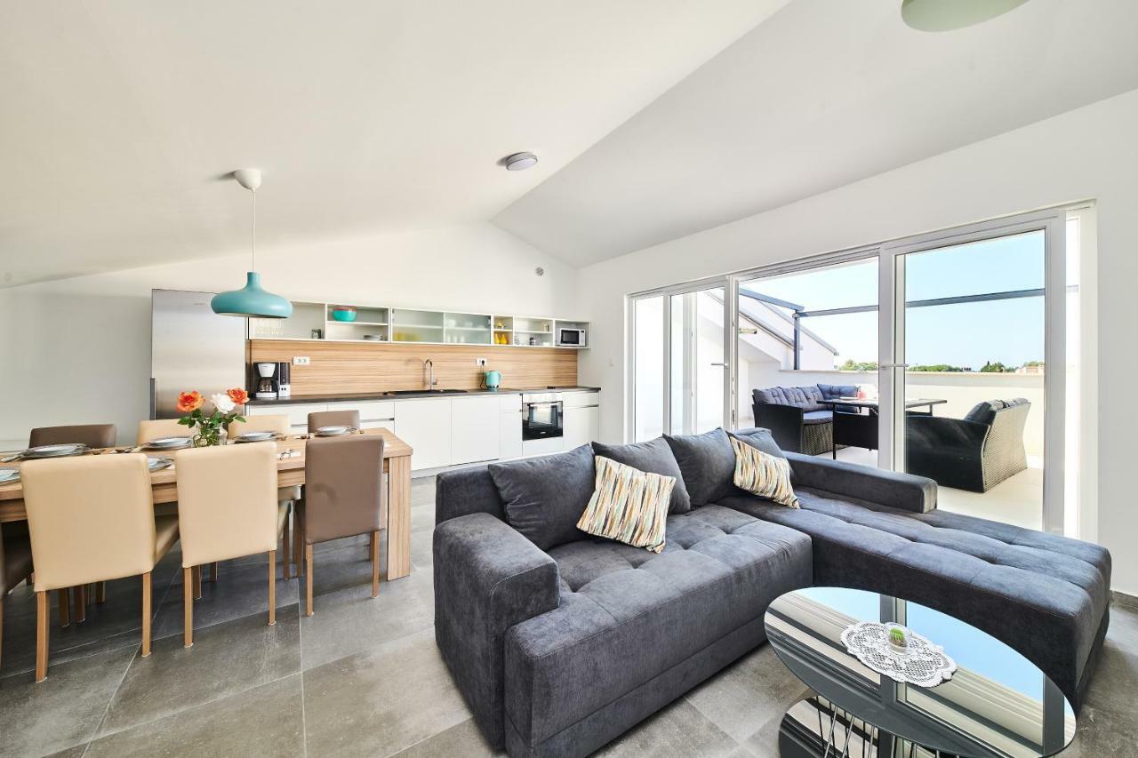 Novigrad Istria Ferienwohnung Sommer מראה חיצוני תמונה
